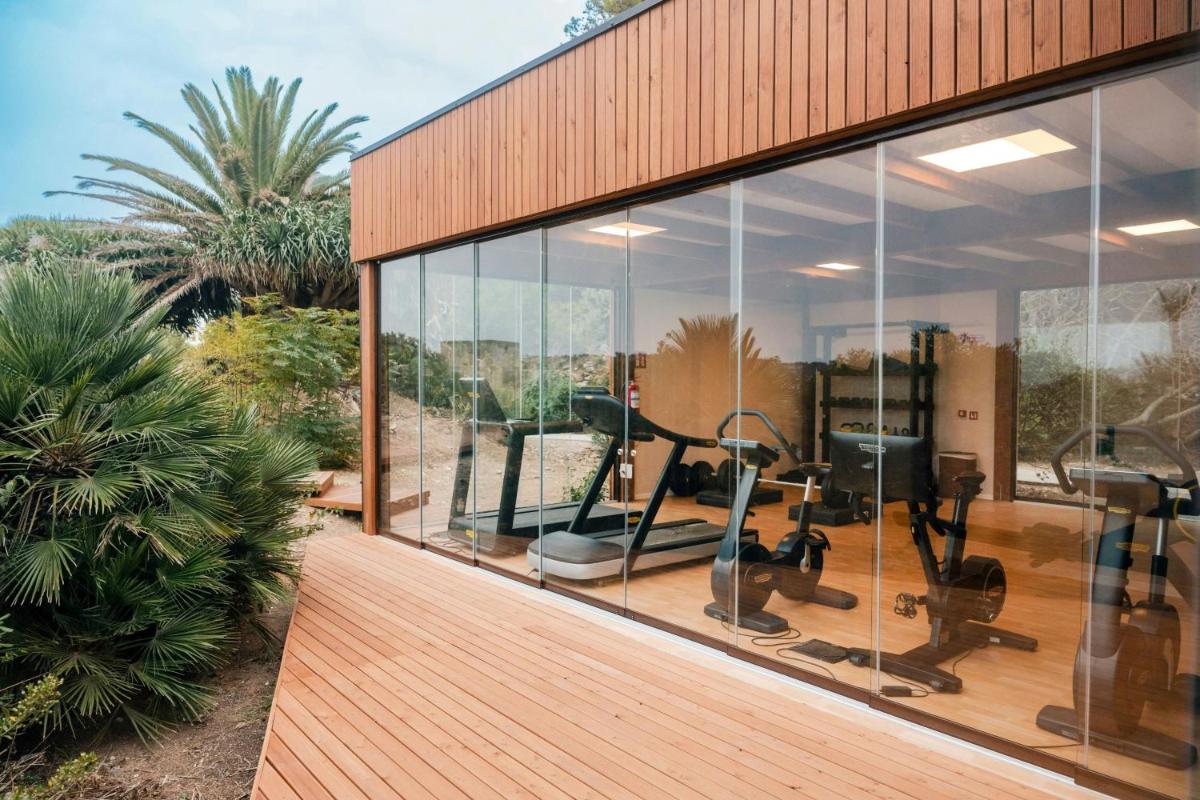 Mangia's Brucoli, Sicily, Autograph Collection