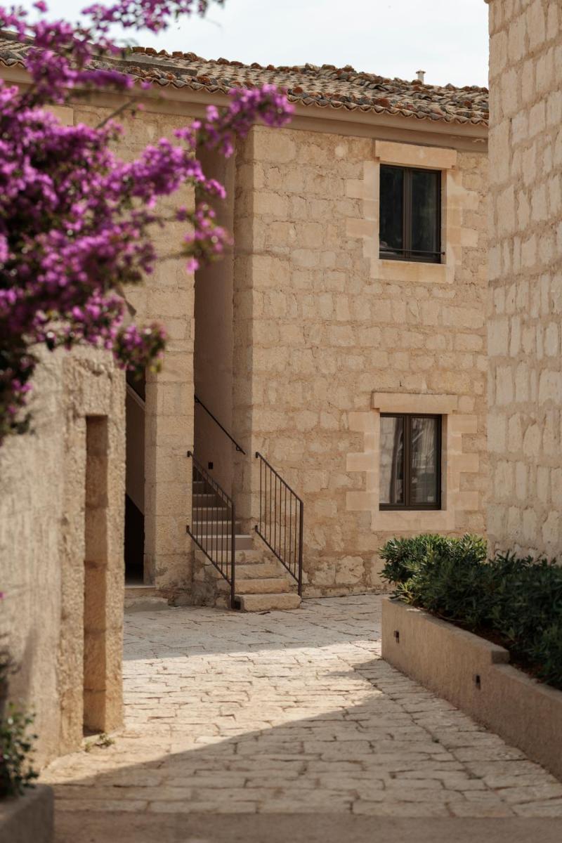 Mangia's Costa Ragusa Borgo - New Opening