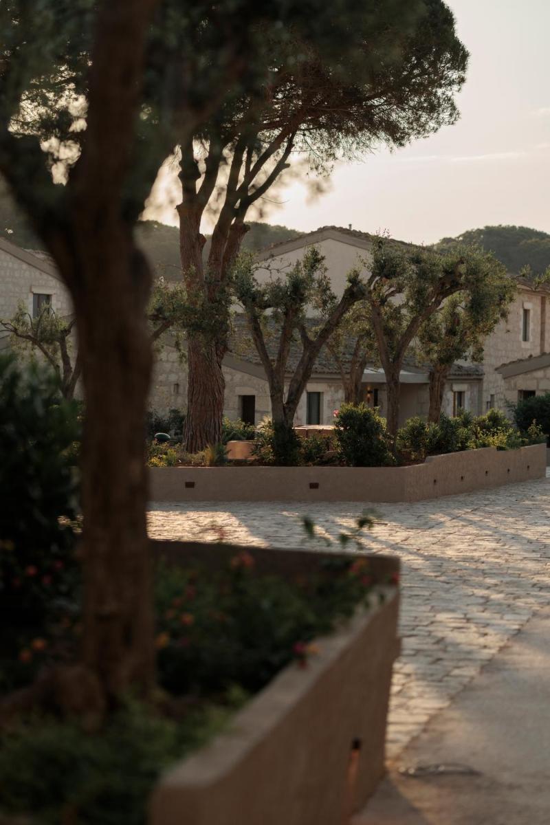 Mangia's Costa Ragusa Borgo - New Opening