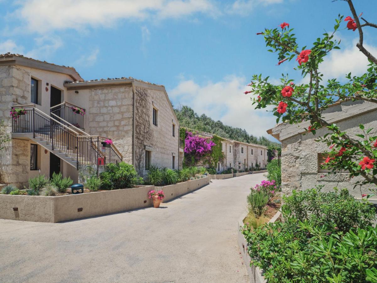 Mangia's Costa Ragusa Borgo - New Opening