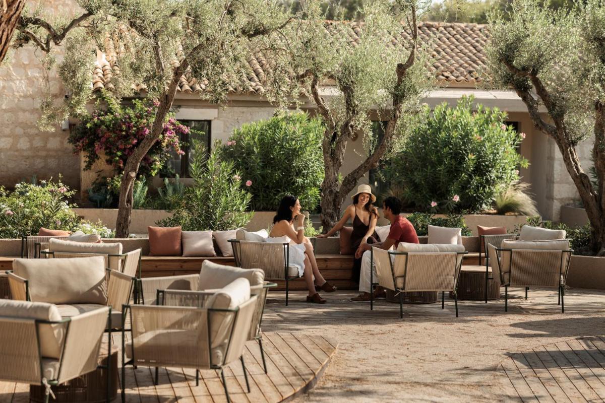 Mangia's Costa Ragusa Borgo - New Opening