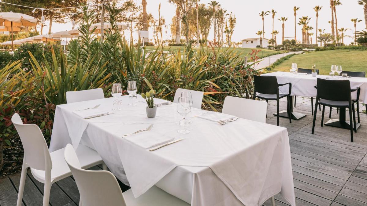 Mangia's Himera Resort