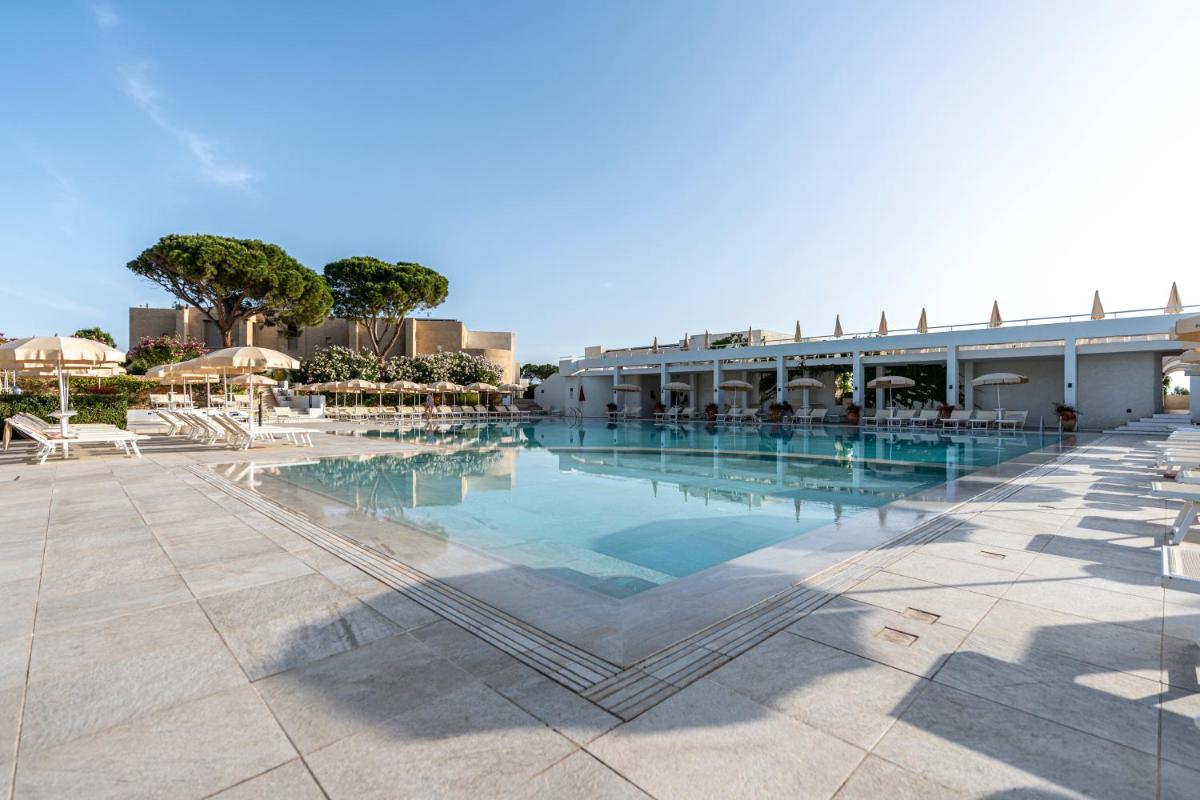 Mangia's Pollina Resort