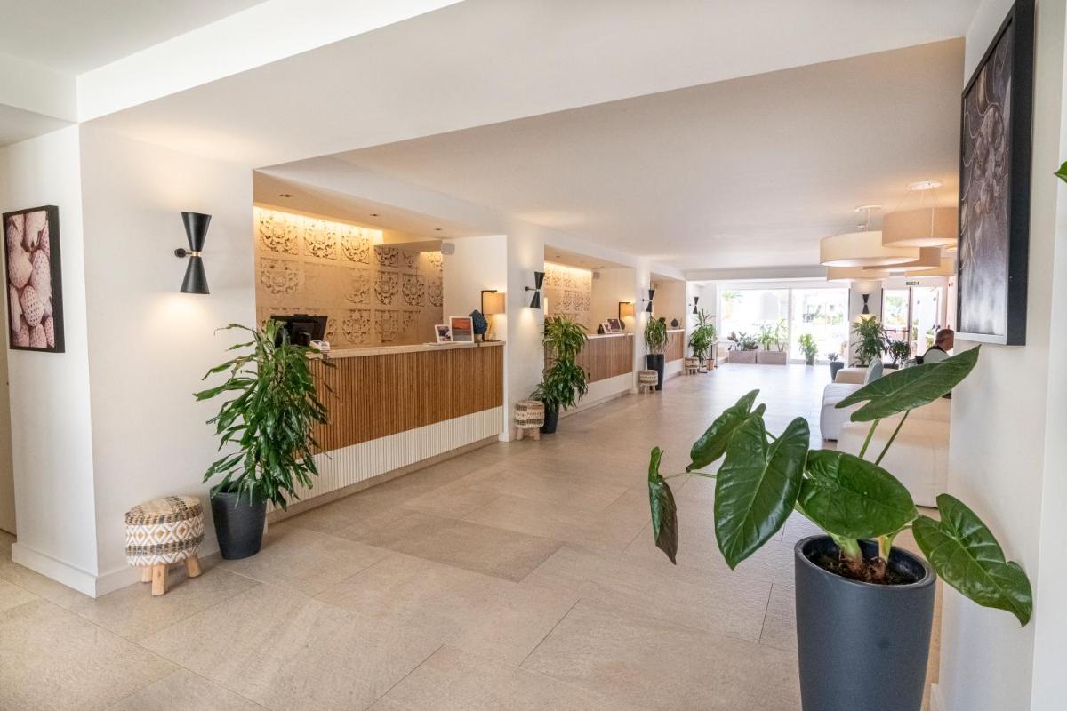 Mangia's Pollina Resort