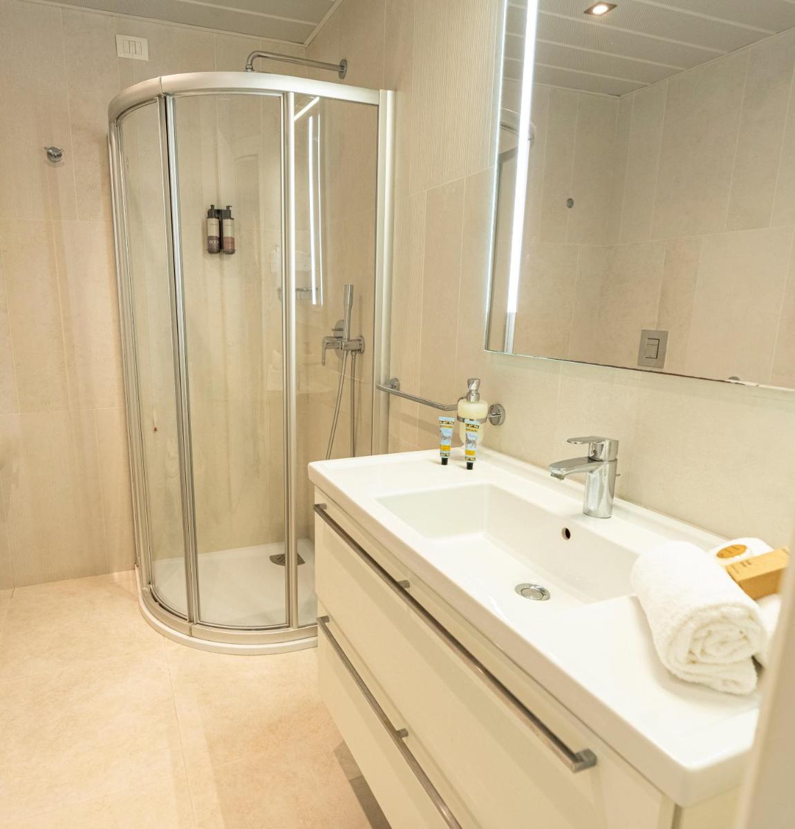 Mangia's Pollina Resort