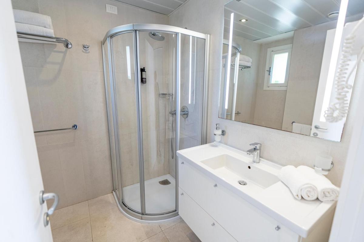 Mangia's Pollina Resort