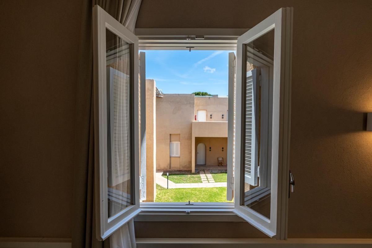 Mangia's Pollina Resort