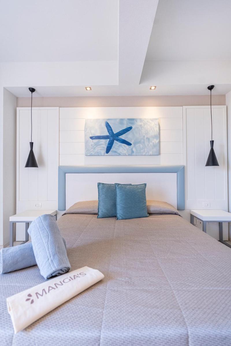 Mangia's Pollina Resort