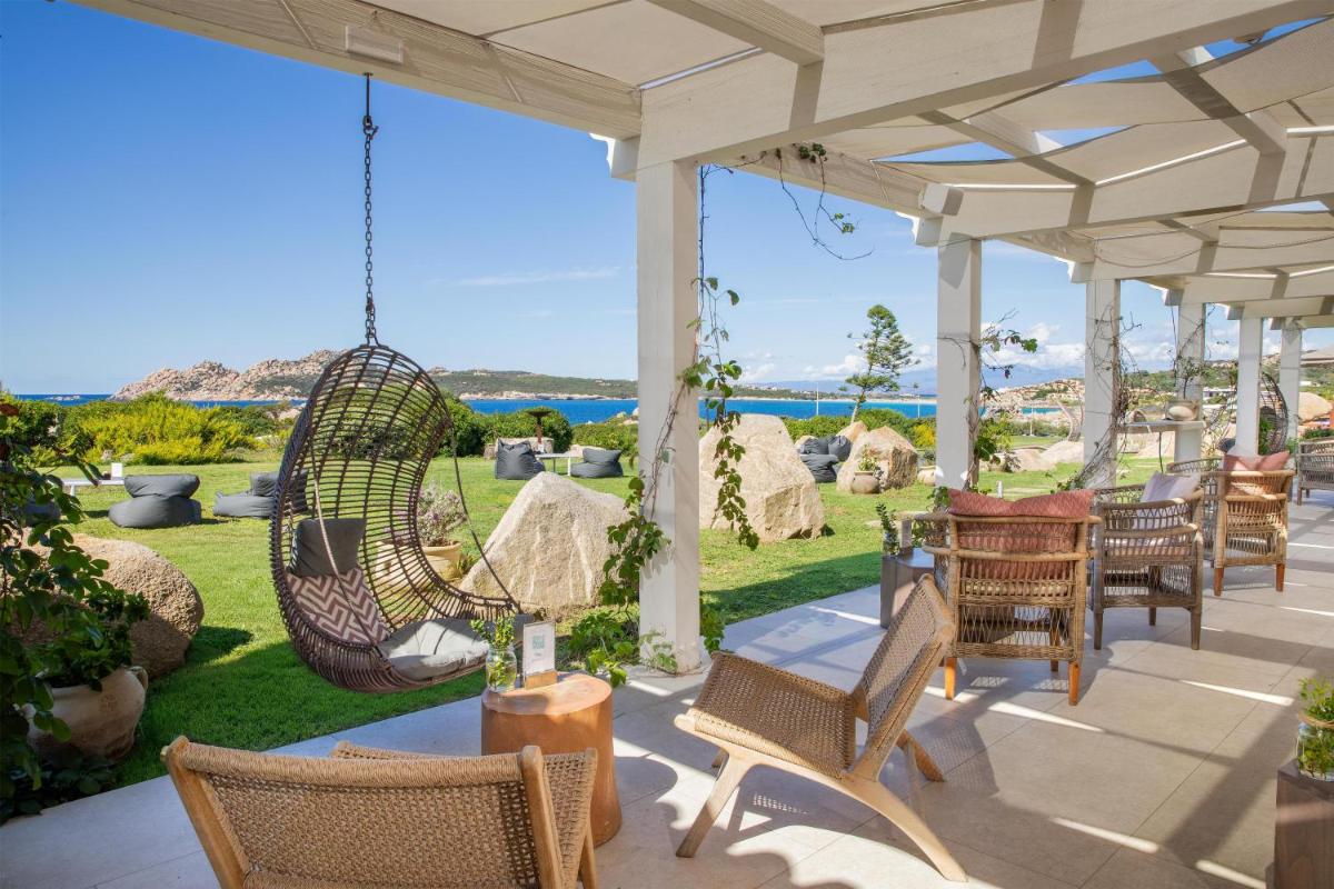 Mangia's Santa Teresa Sardinia, Curio Collection by Hilton