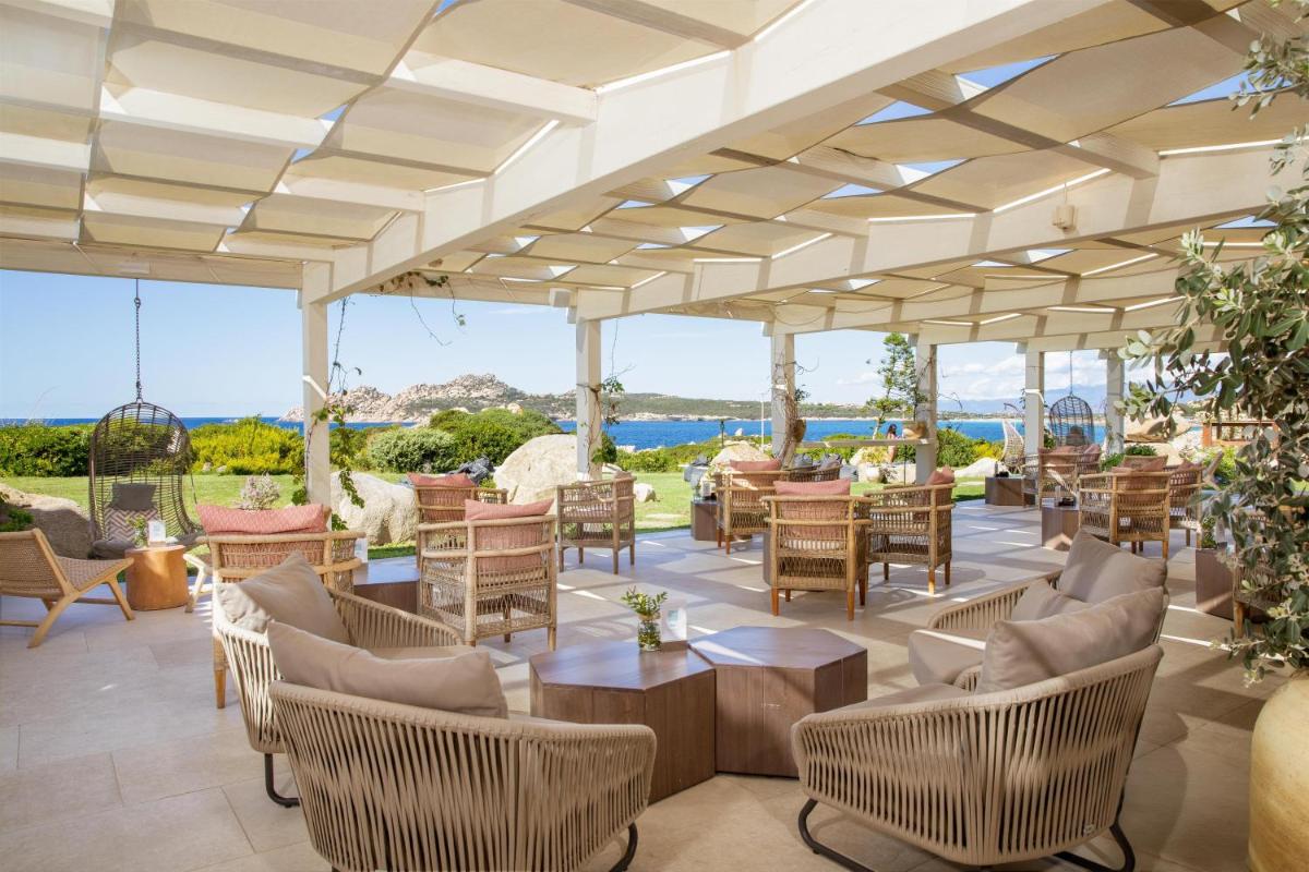 Mangia's Santa Teresa Sardinia, Curio Collection by Hilton