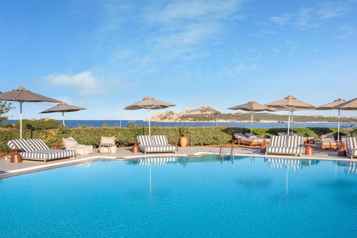 Mangia's Santa Teresa Sardinia, Curio Collection by Hilton