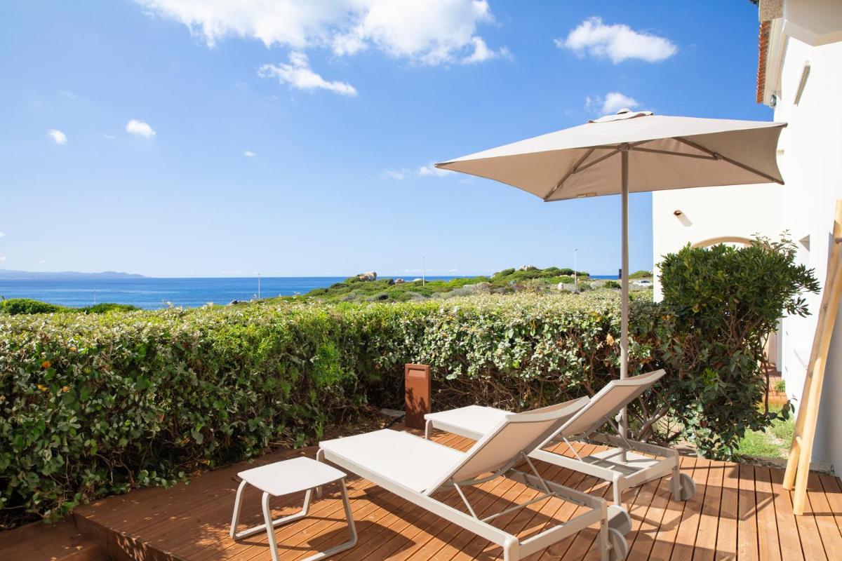 Mangia's Santa Teresa Sardinia, Curio Collection by Hilton