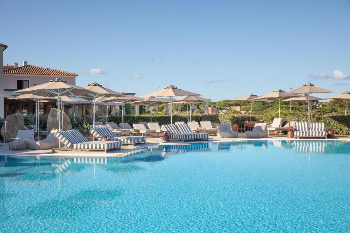 Mangia's Santa Teresa Sardinia, Curio Collection by Hilton