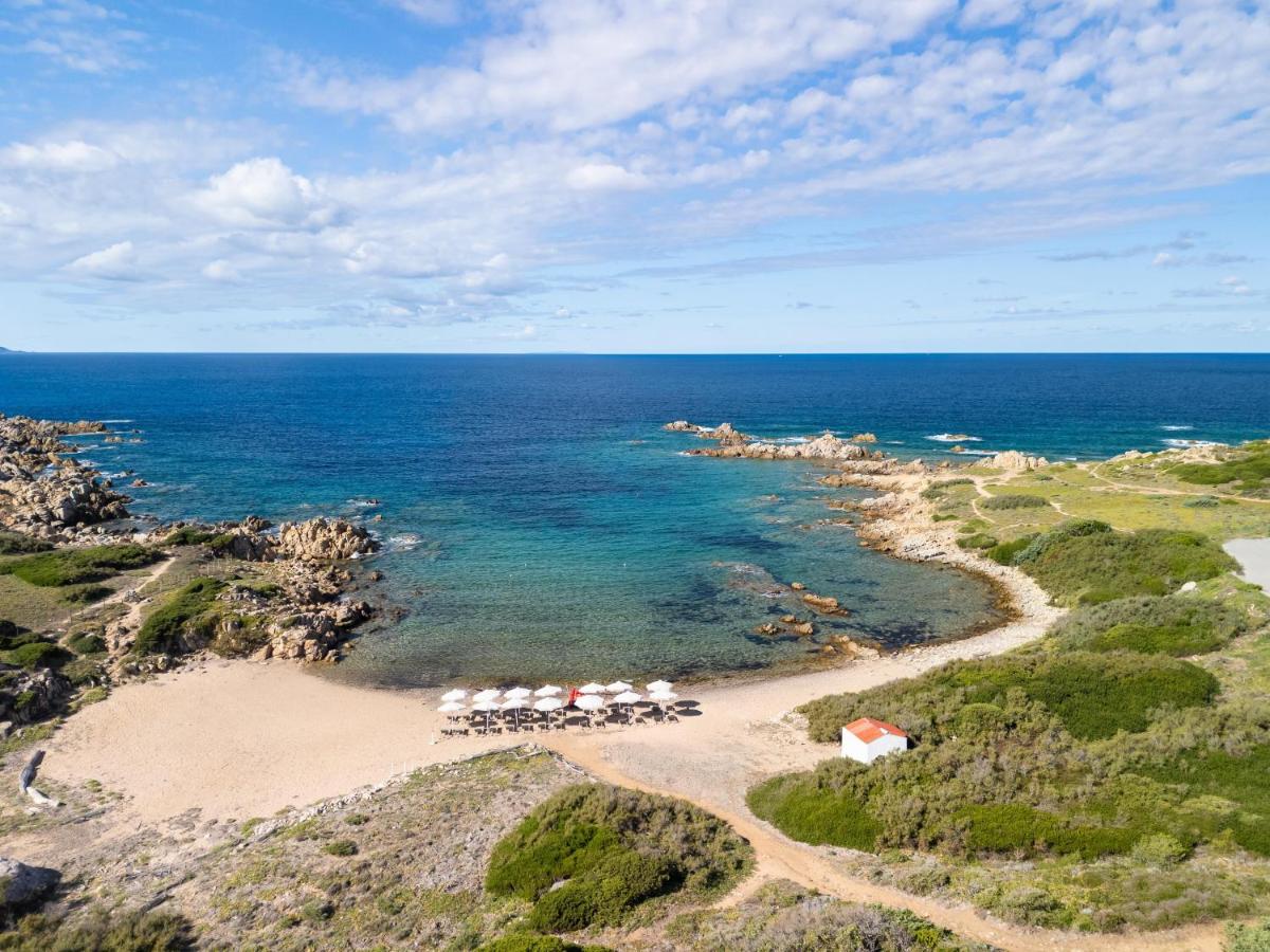 Mangia's Santa Teresa Sardinia, Curio Collection by Hilton