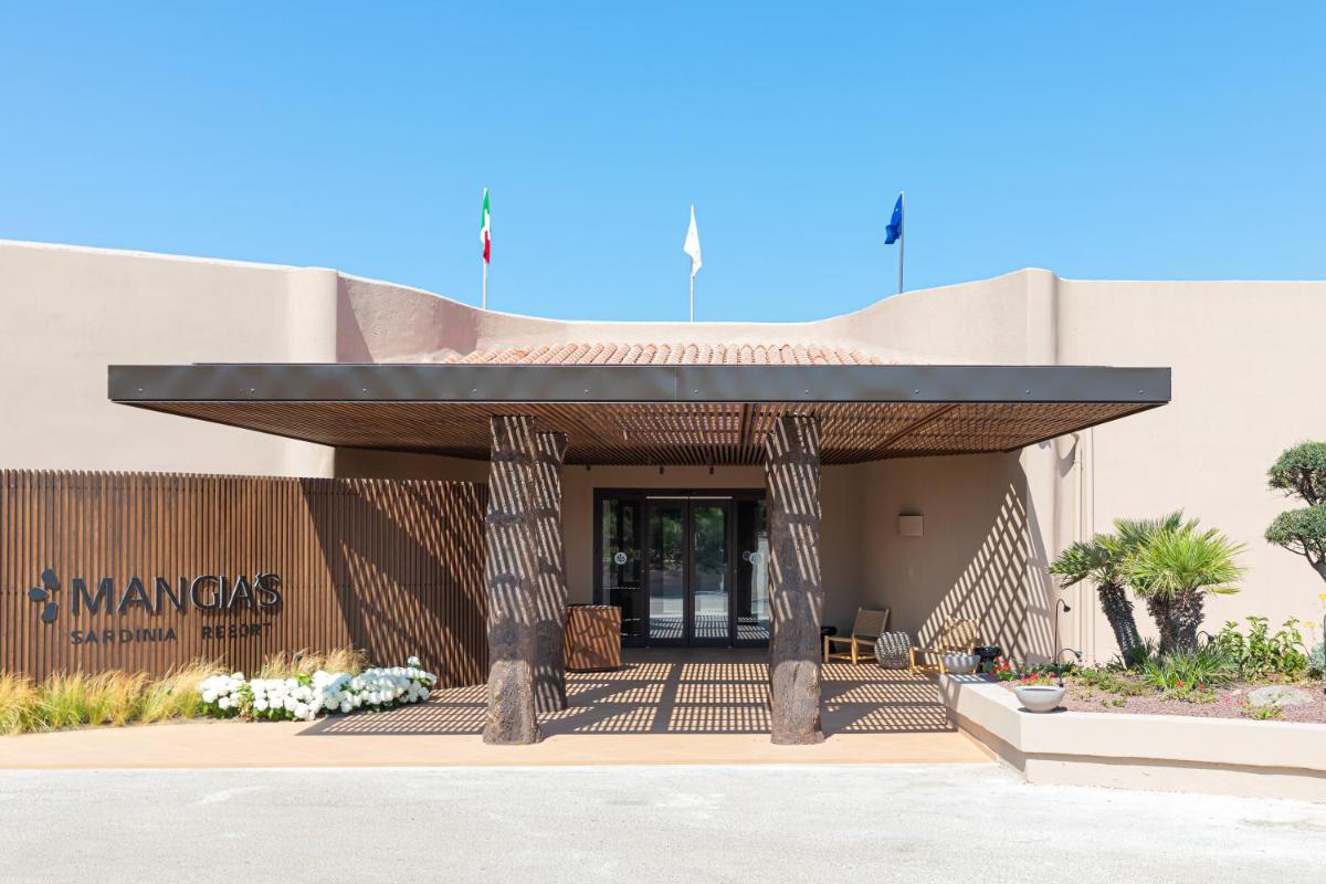 Mangia's Sardinia Resort