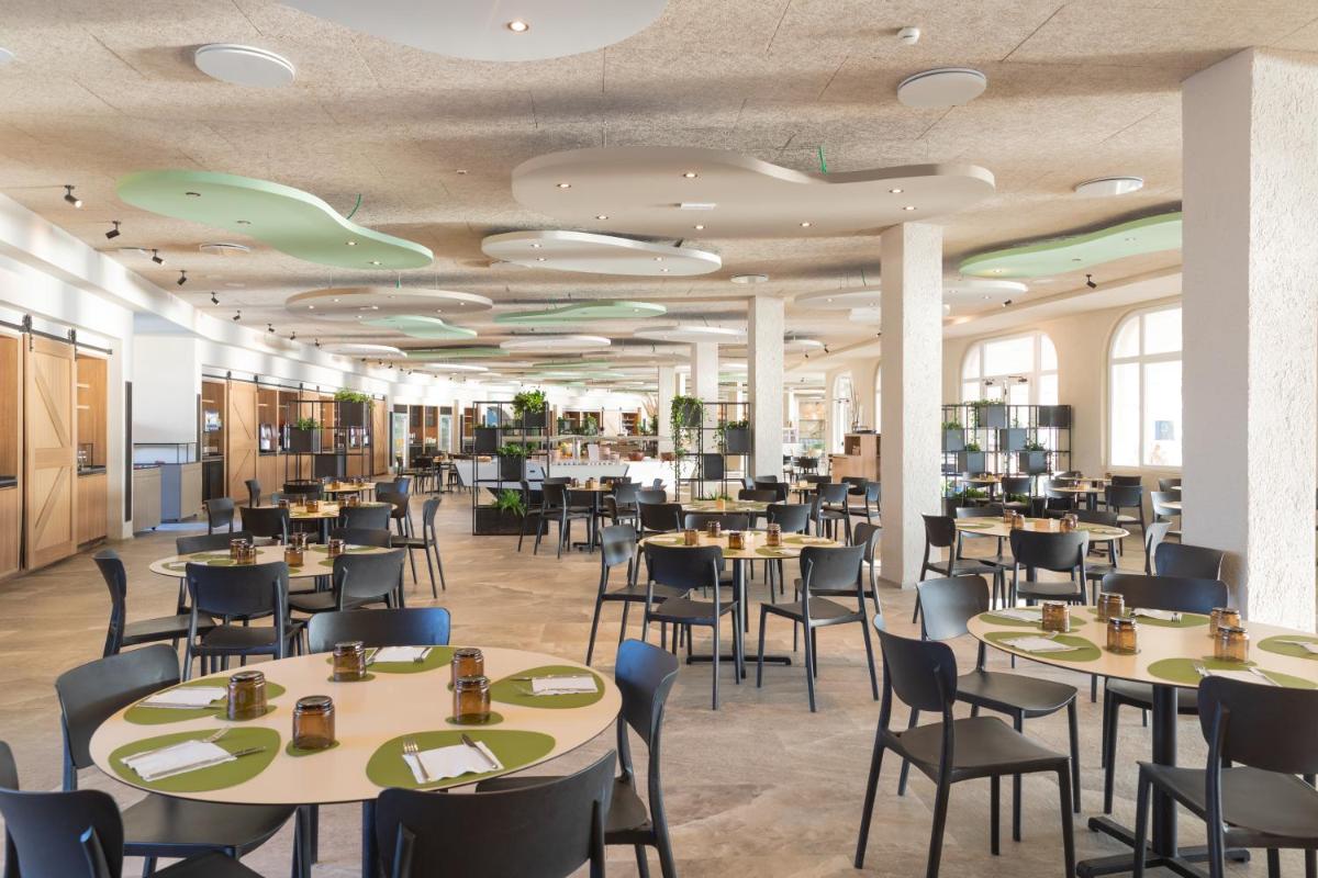 Mangia's Sardinia Resort