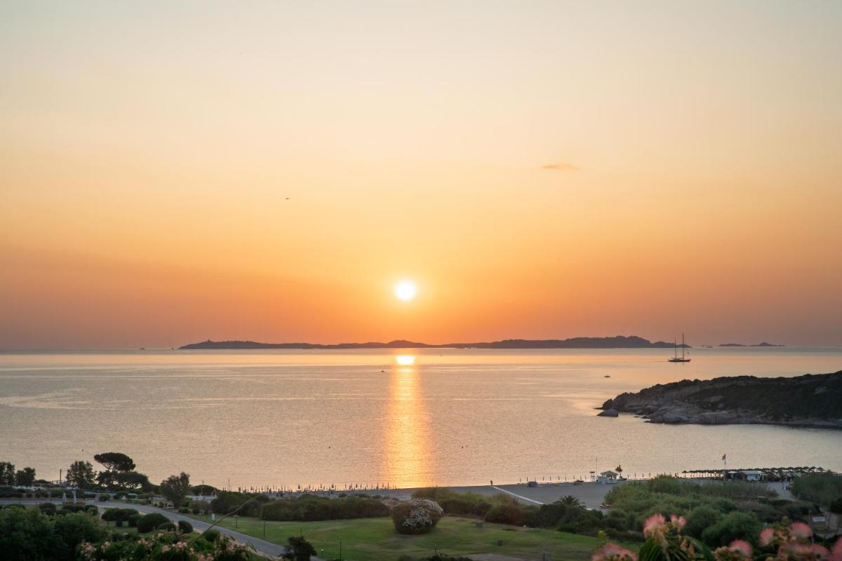 Mangia's Sardinia Resort