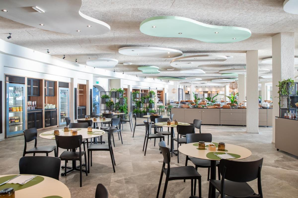 Mangia's Sardinia Resort