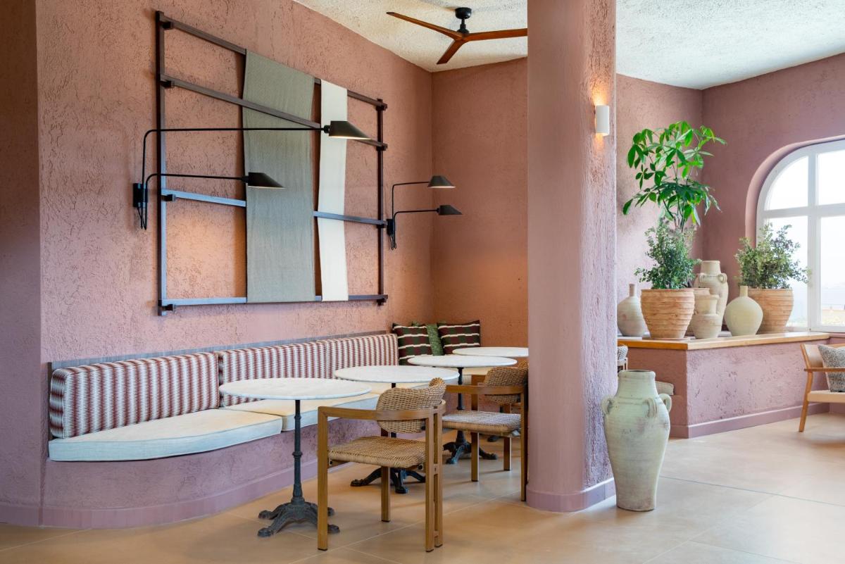 Mangia's Sardinia Resort