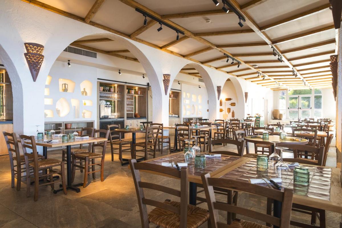 Mangia’s Sardinia Resort, Autograph Collection