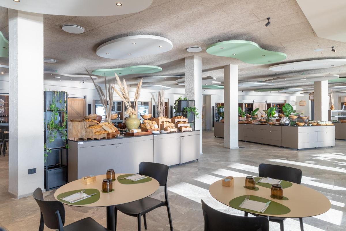 Mangia’s Sardinia Resort, Autograph Collection