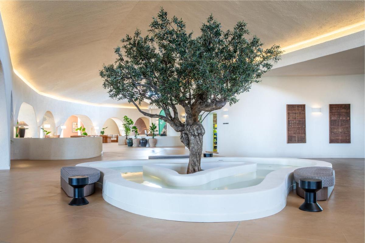 Mangia’s Sardinia Resort, Autograph Collection