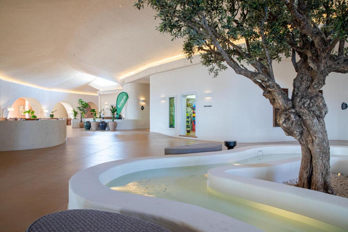 Mangia’s Sardinia Resort, Autograph Collection