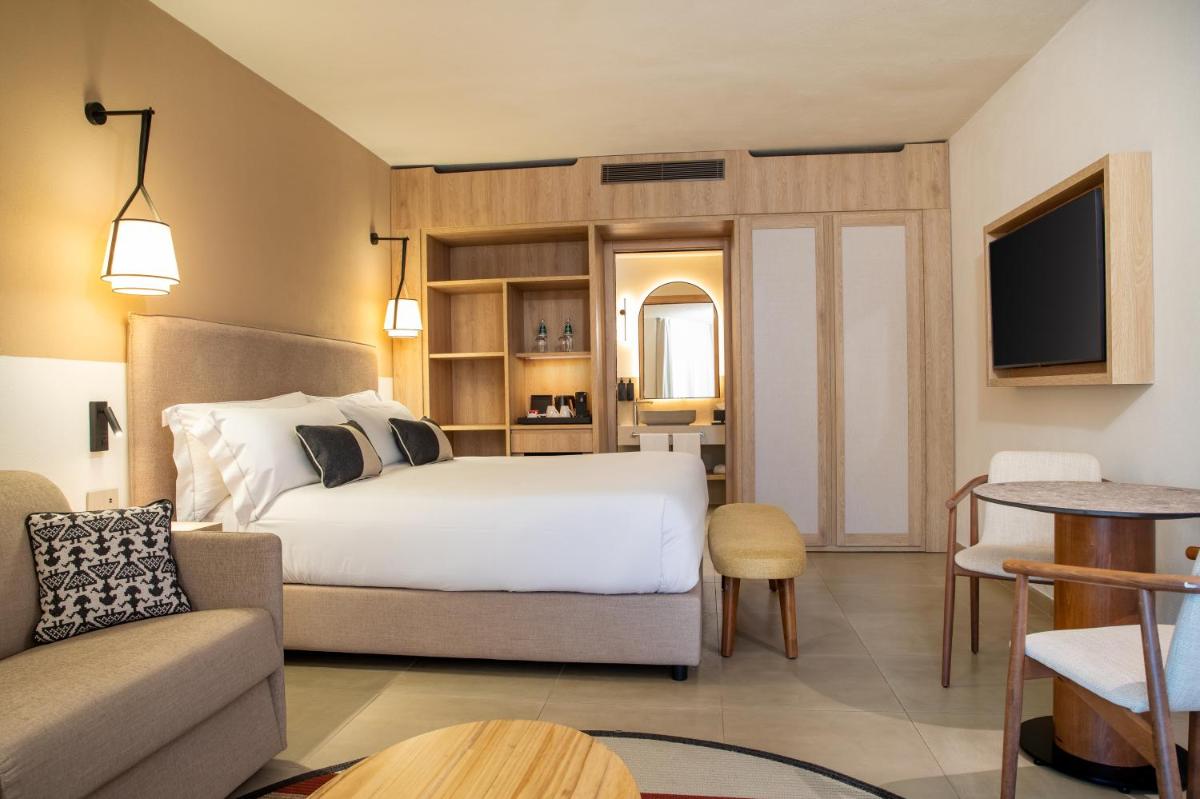 Mangia’s Sardinia Resort, Autograph Collection