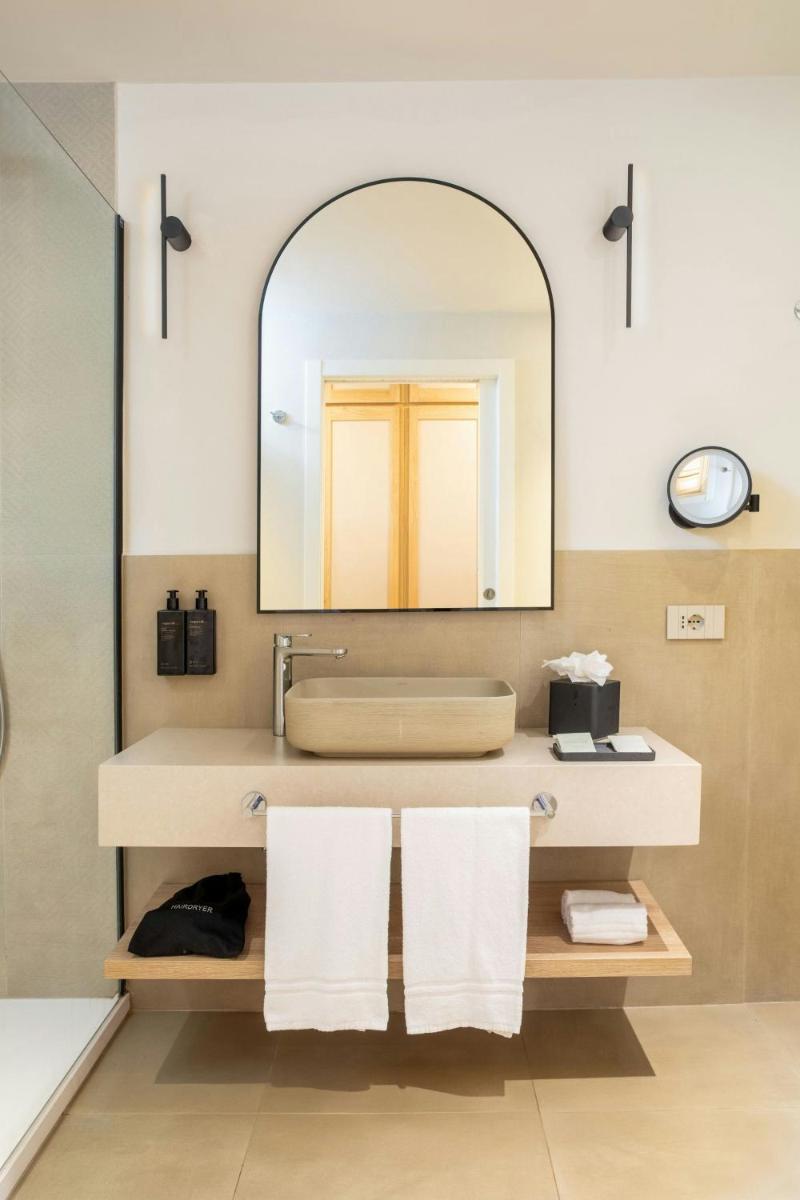 Mangia’s Sardinia Resort, Autograph Collection