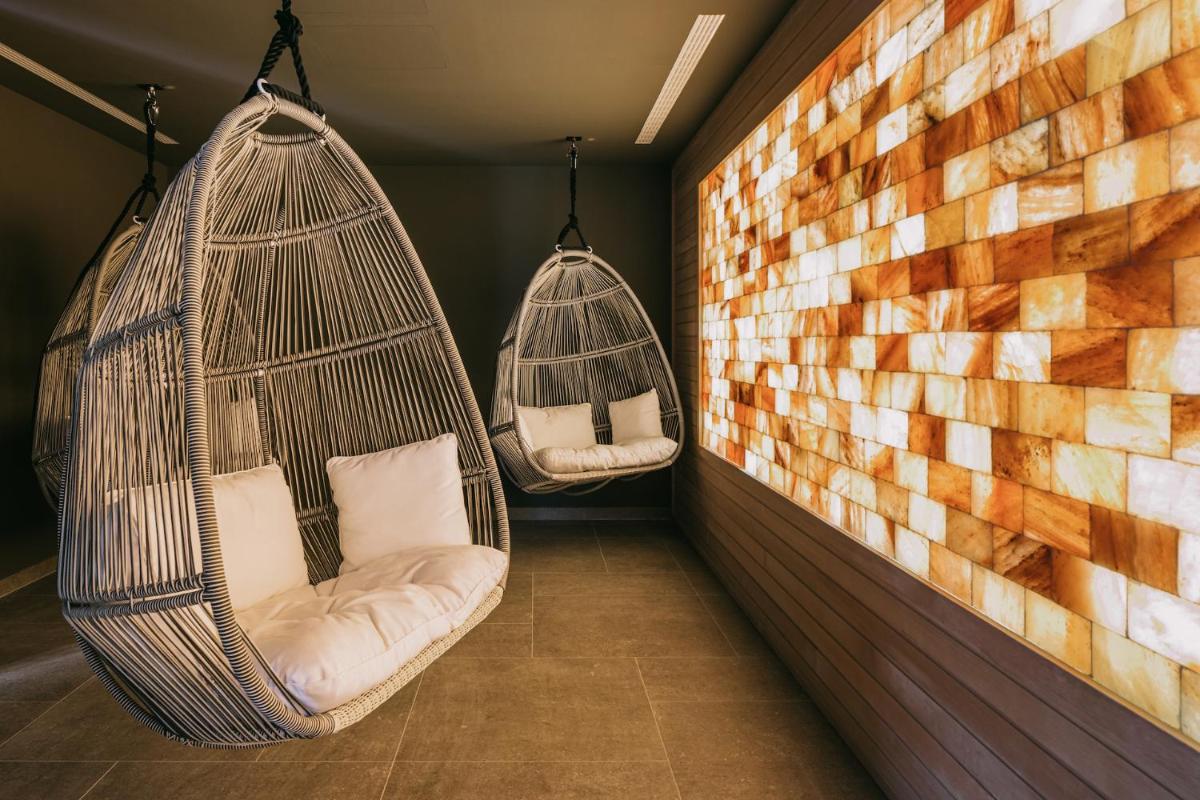 Mangia's Torre Del Barone Resort & SPA