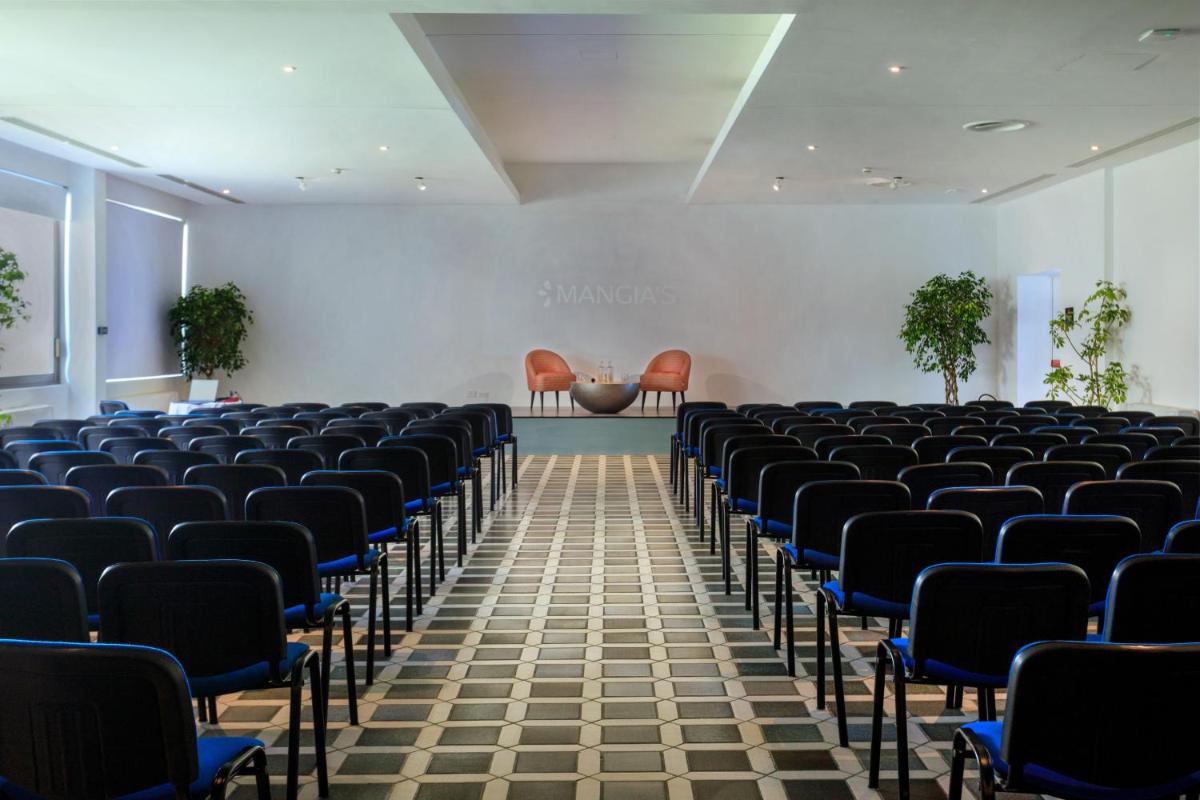 Mangia's Torre Del Barone Resort & SPA