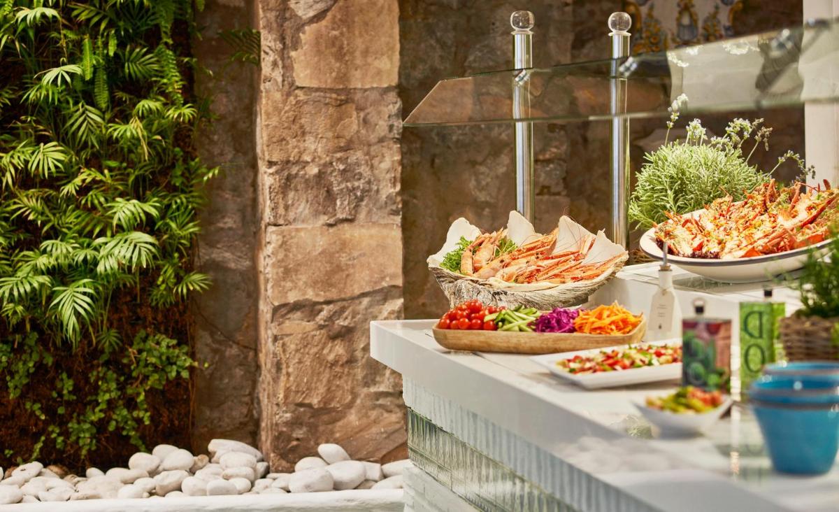 Marbella Club Hotel · Golf Resort & Spa