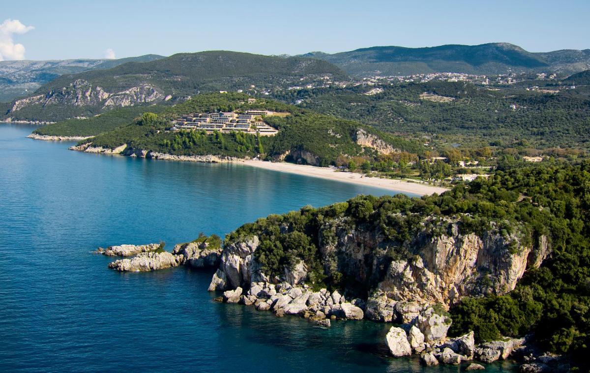 Elix, Mar-Bella Collection