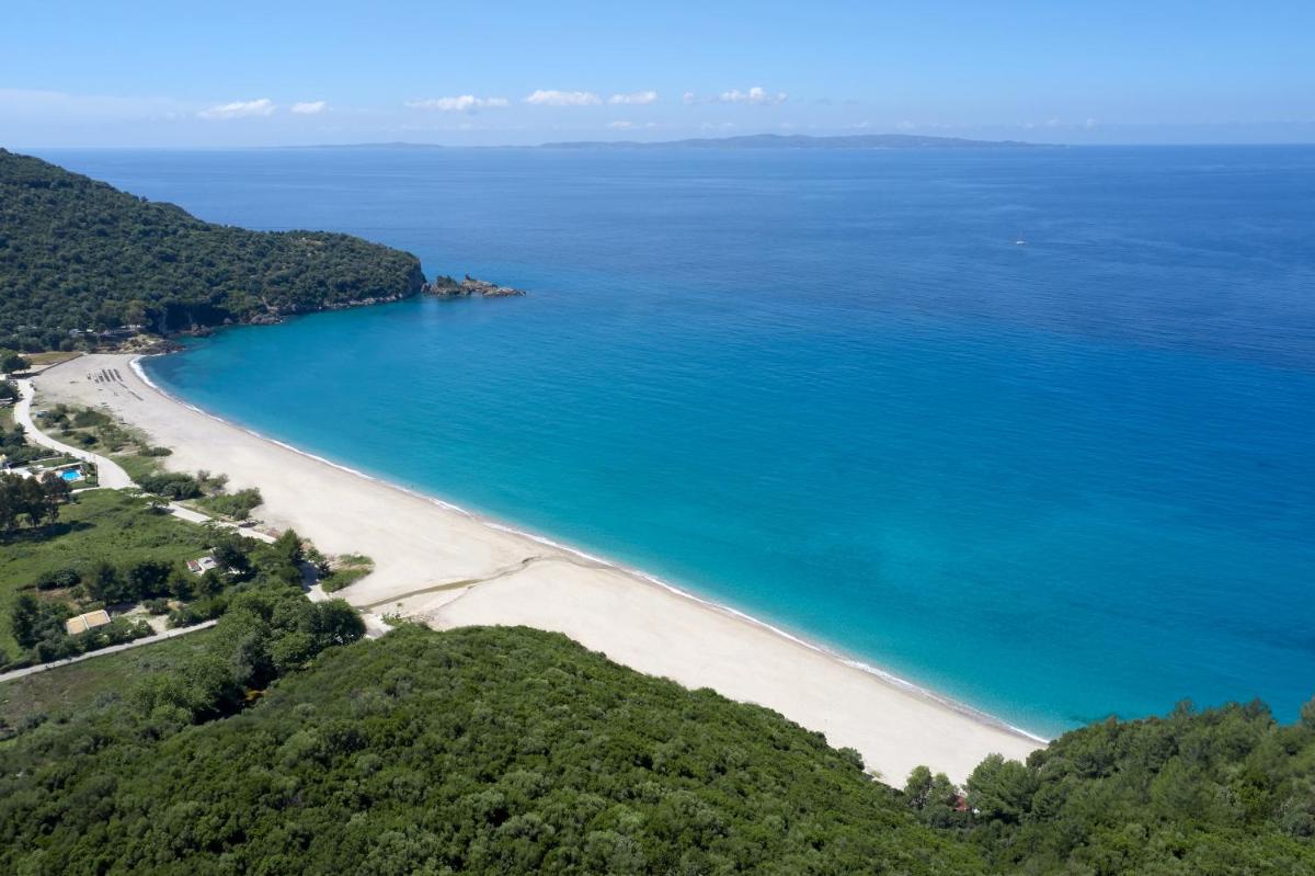 Elix, Mar-Bella Collection