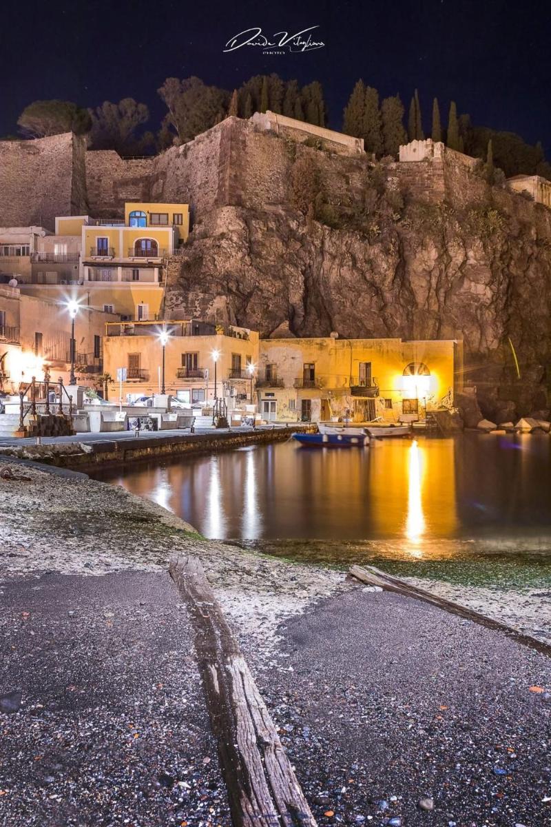 Marina Palace Apartments & Terrace