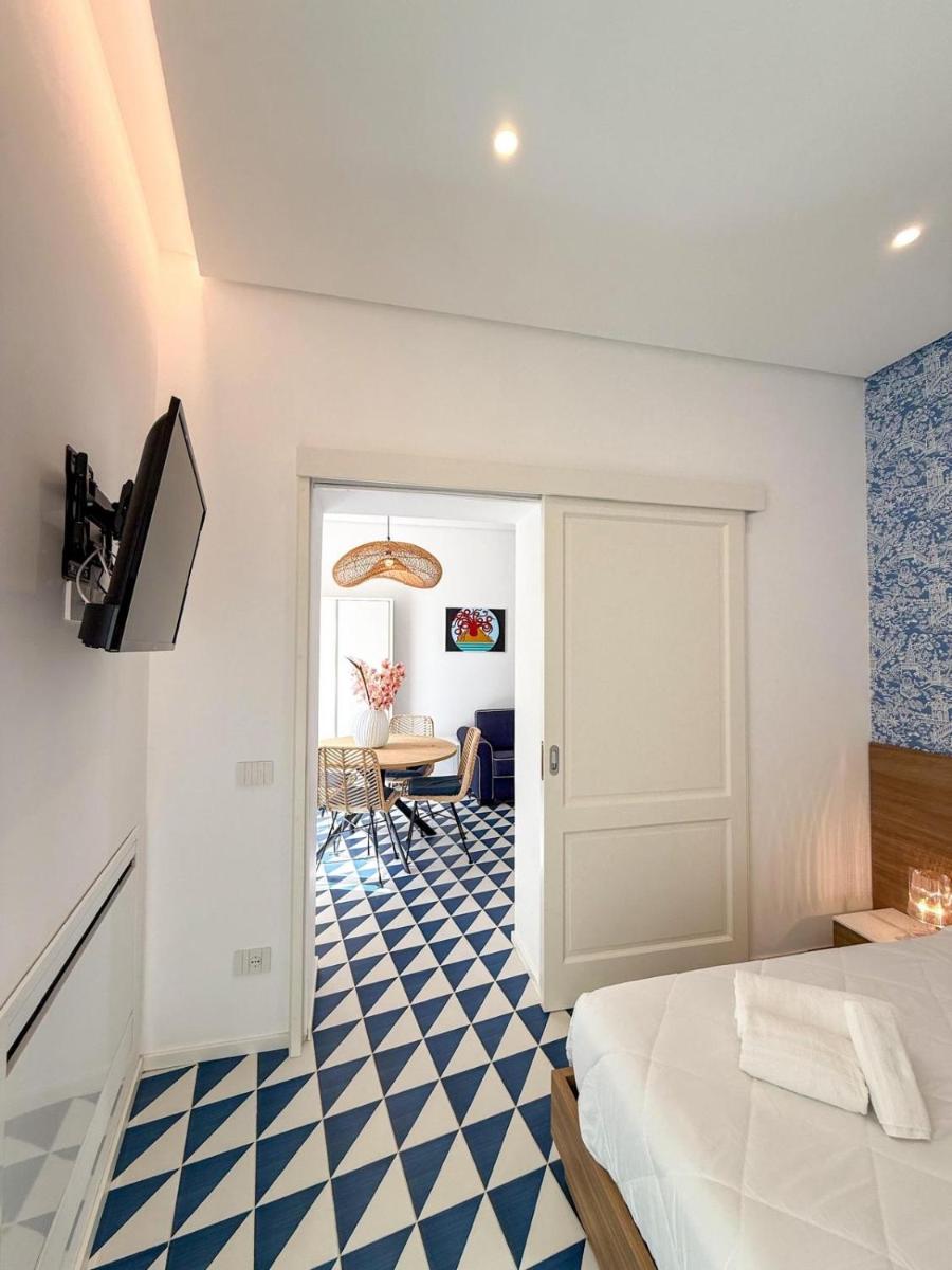 Marina Palace Apartments & Terrace