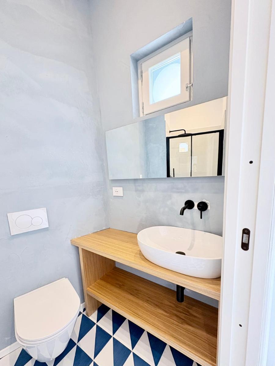 Marina Palace Apartments & Terrace