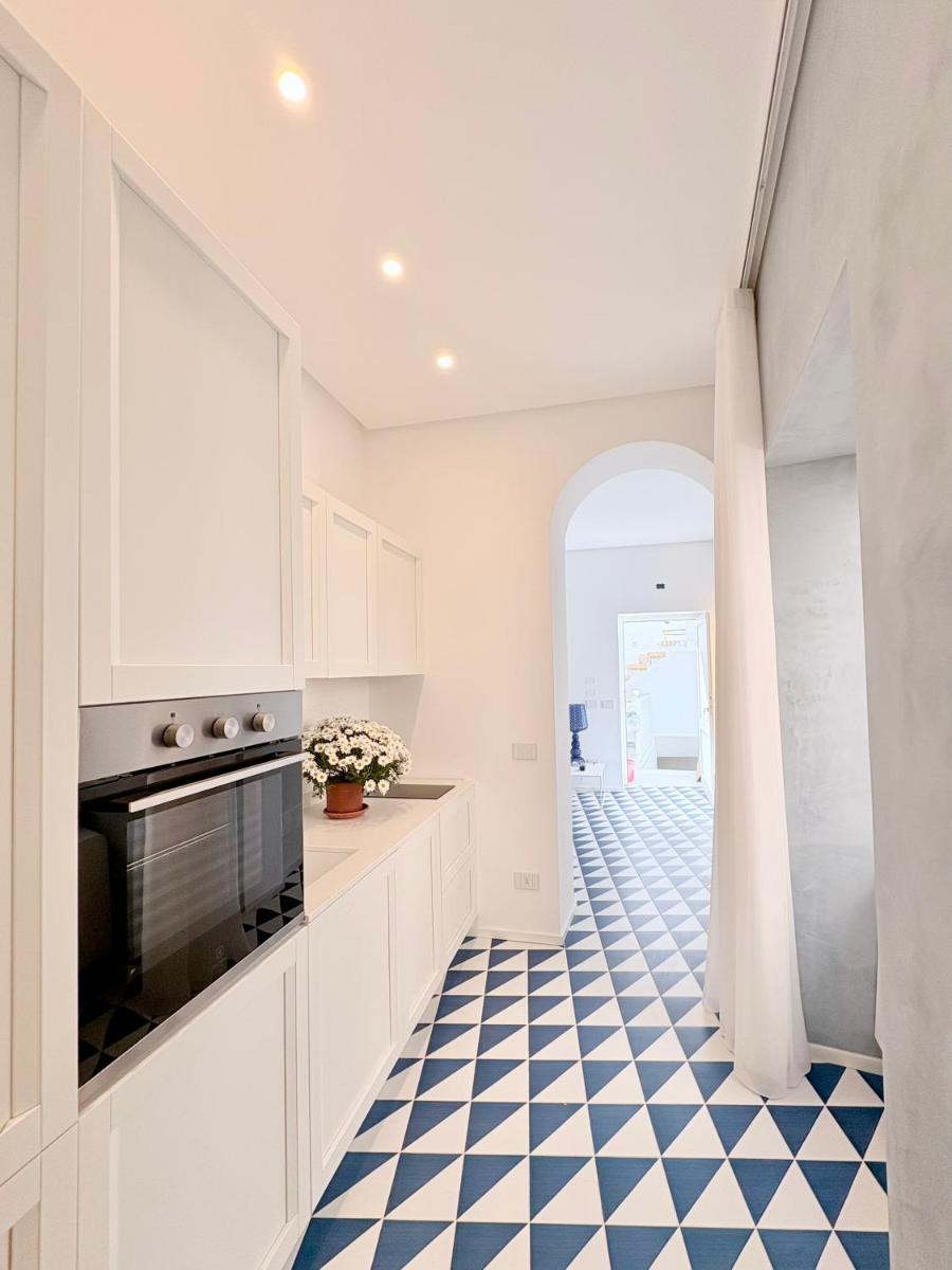 Marina Palace Apartments & Terrace