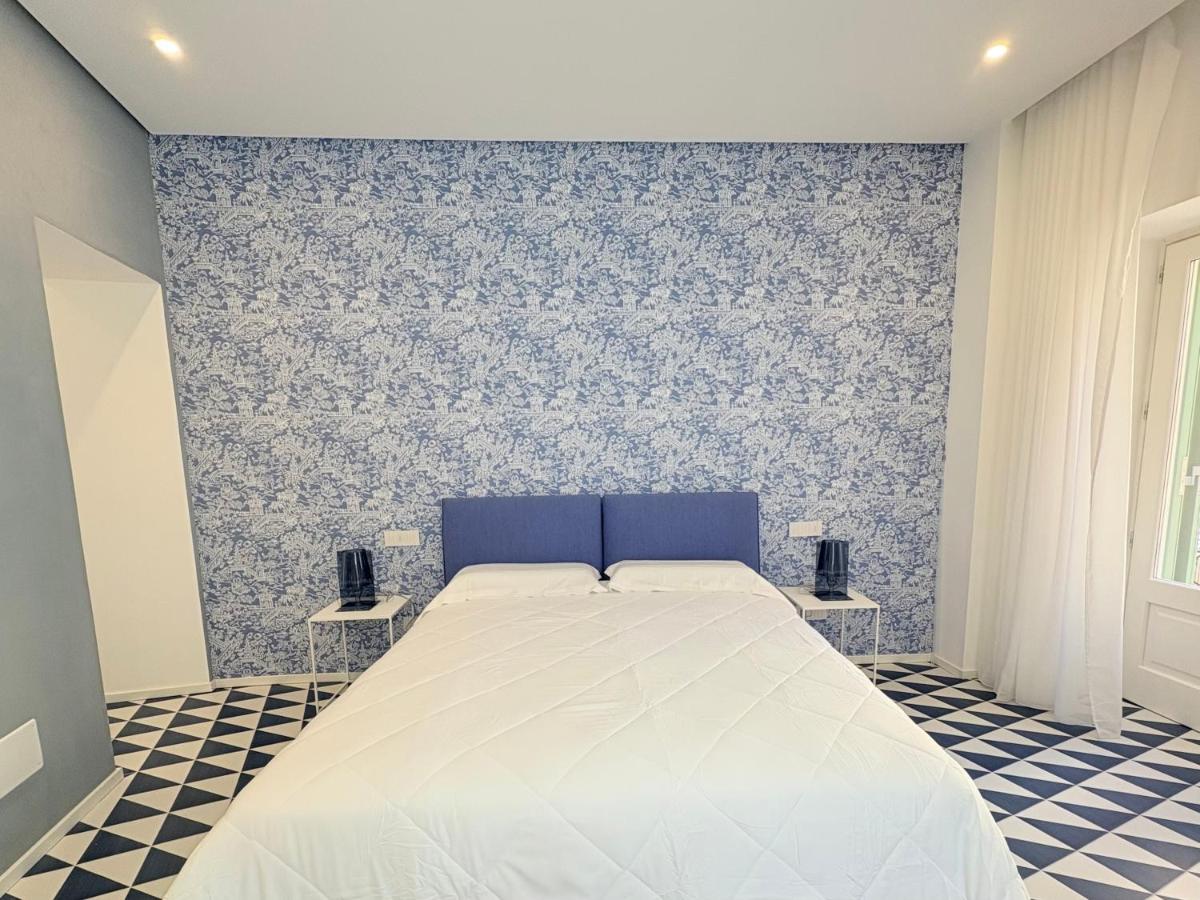 Marina Palace Apartments & Terrace