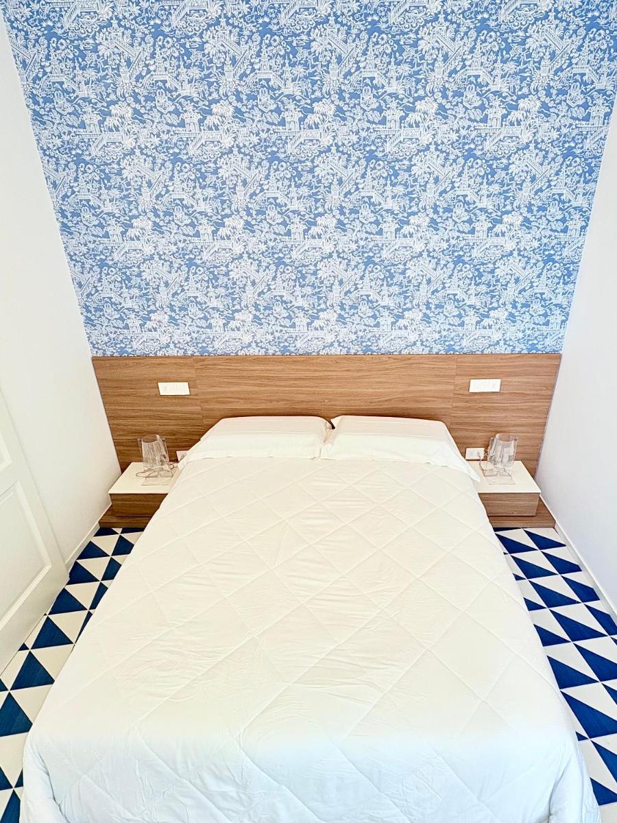 Marina Palace Apartments & Terrace