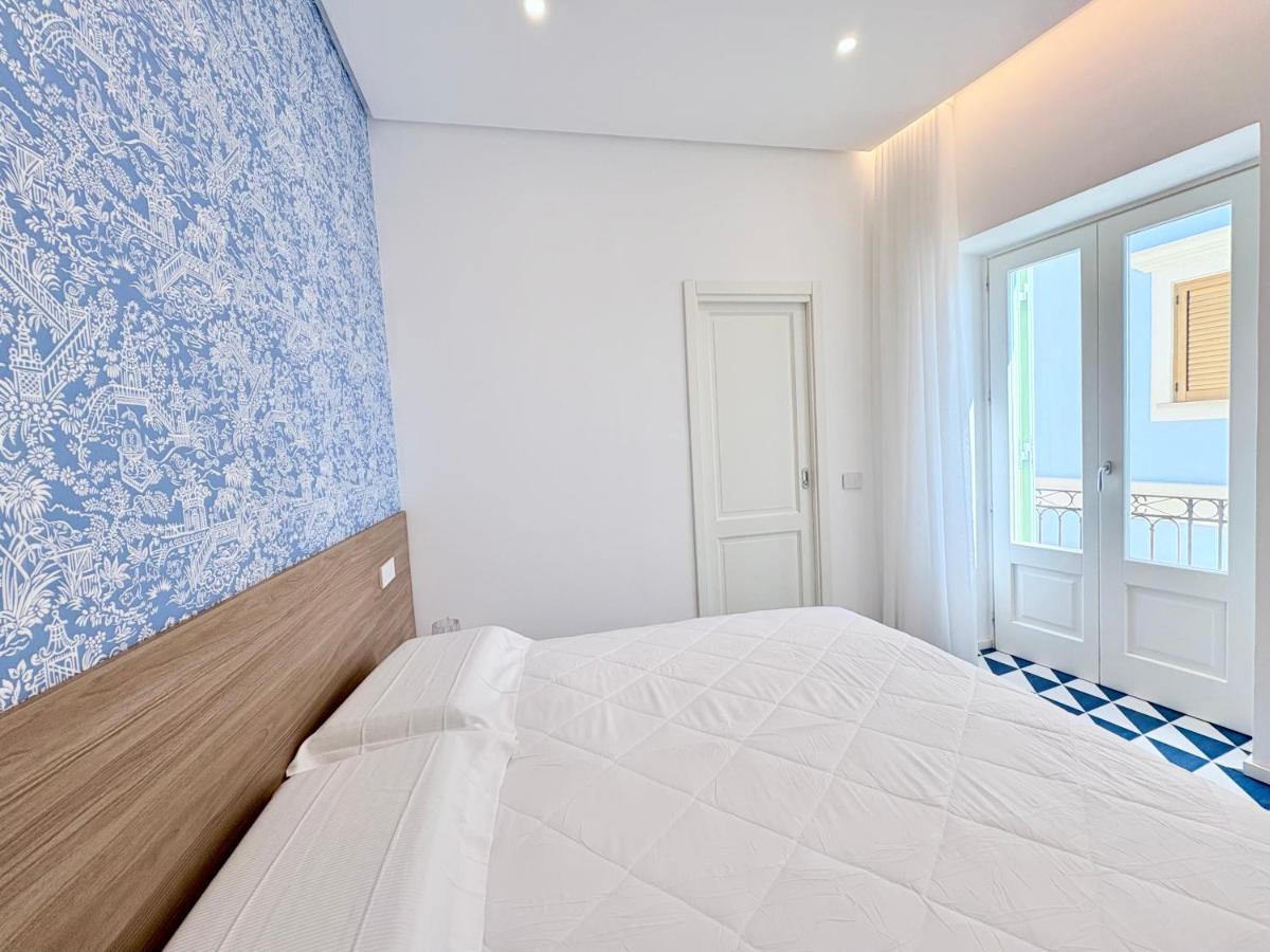 Marina Palace Apartments & Terrace