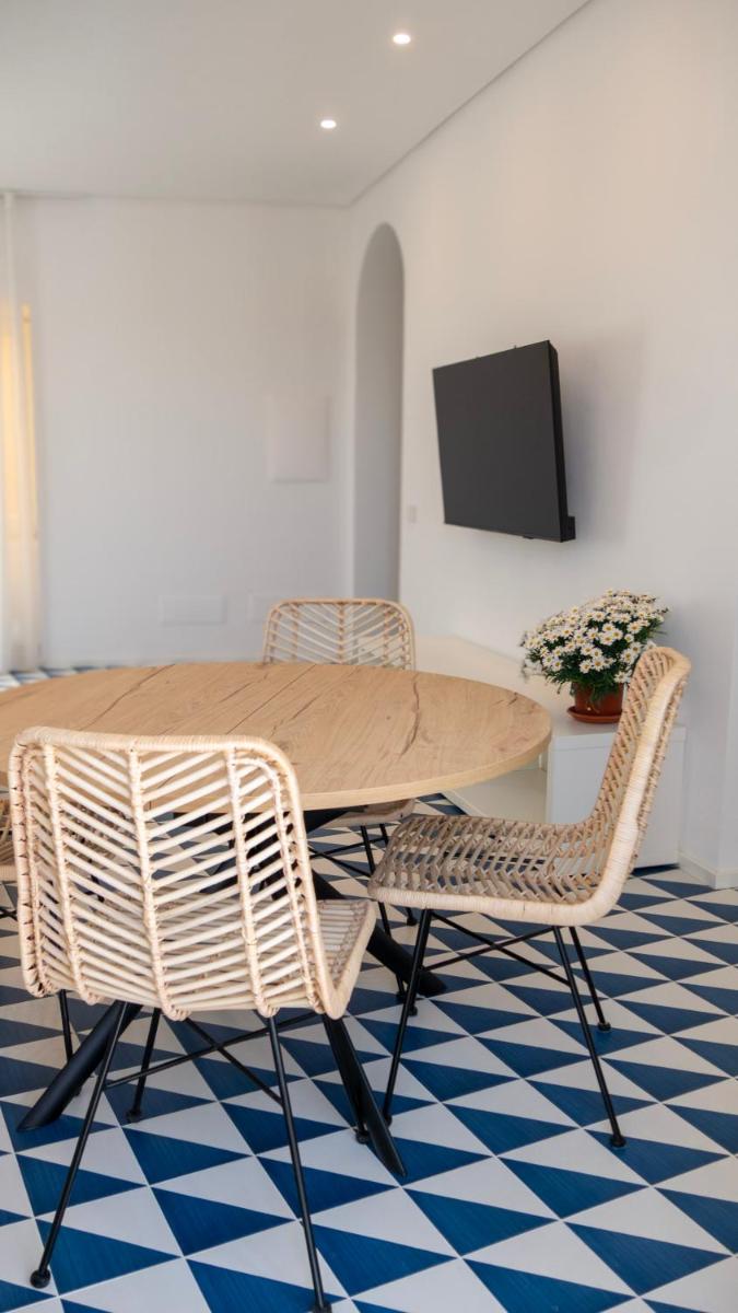 Marina Palace Apartments & Terrace