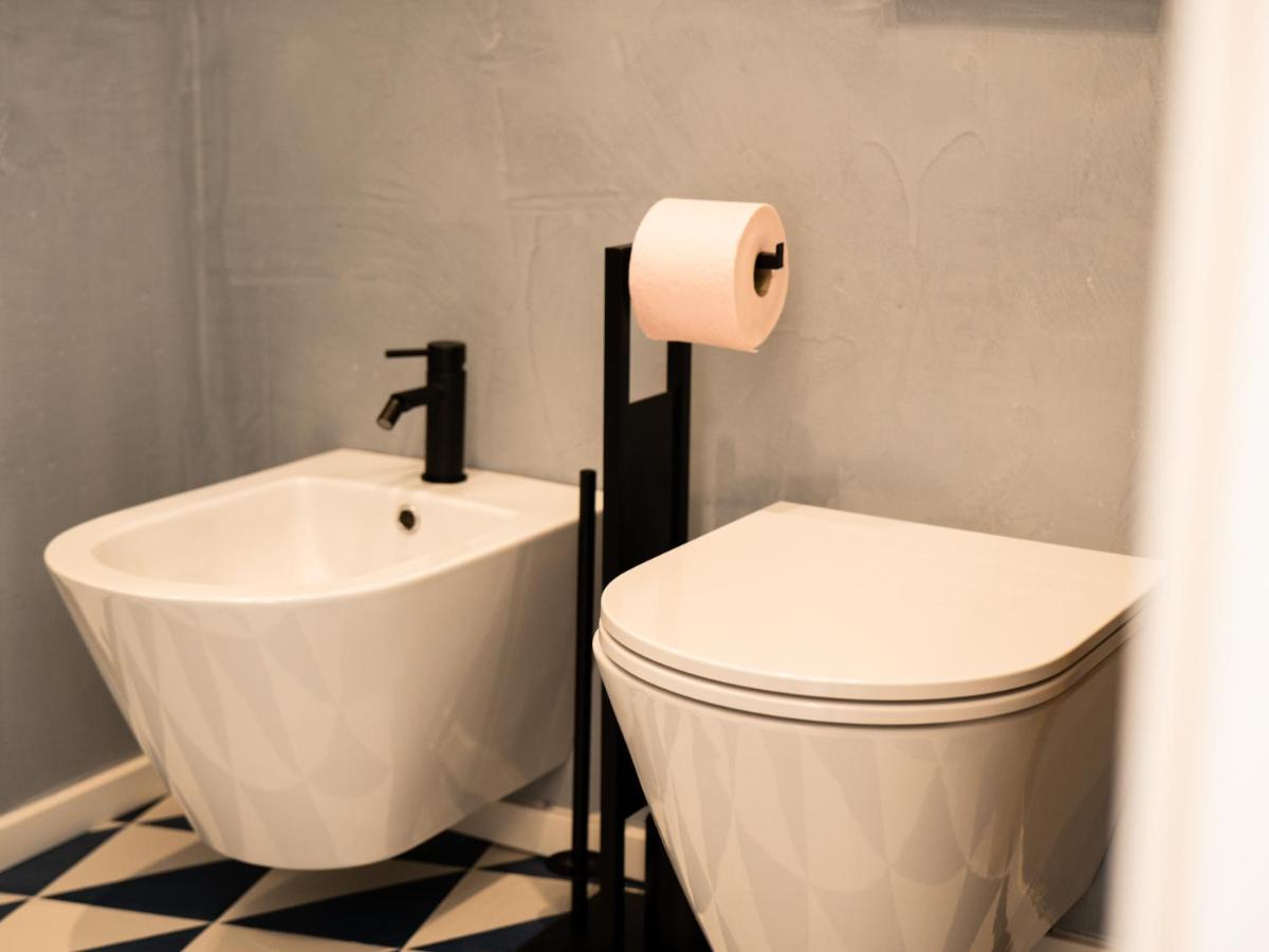 Marina Palace Apartments & Terrace