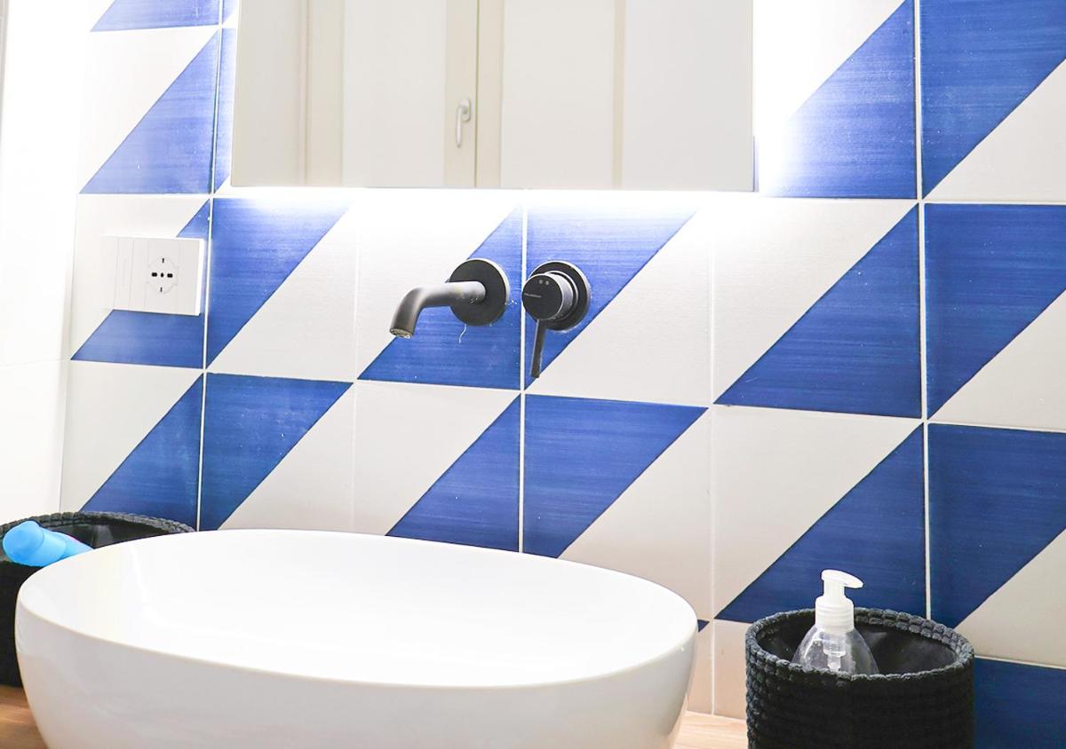 Marina Palace Apartments & Terrace