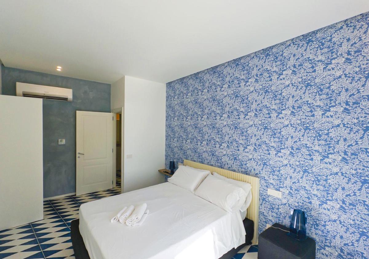 Marina Palace Apartments & Terrace