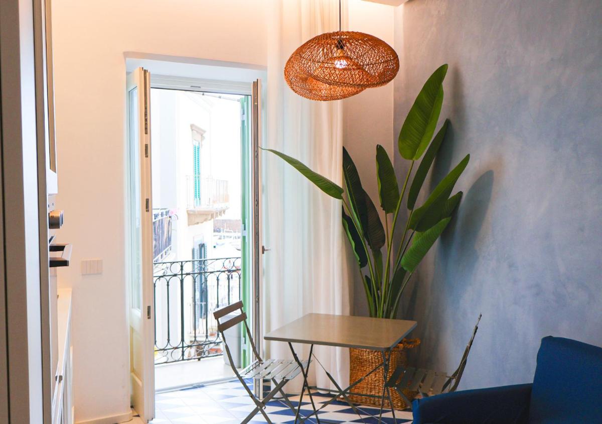 Marina Palace Apartments & Terrace