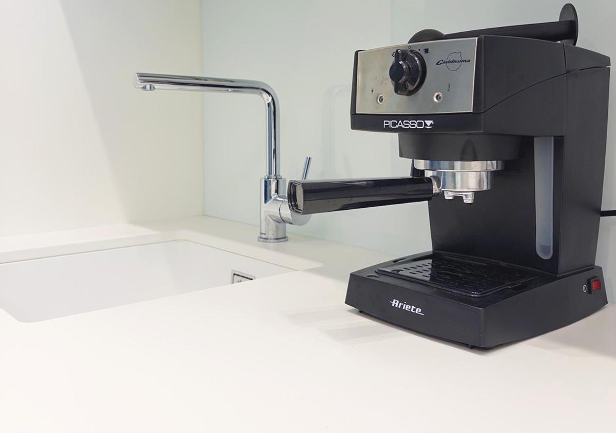 Marina Palace Apartments & Terrace