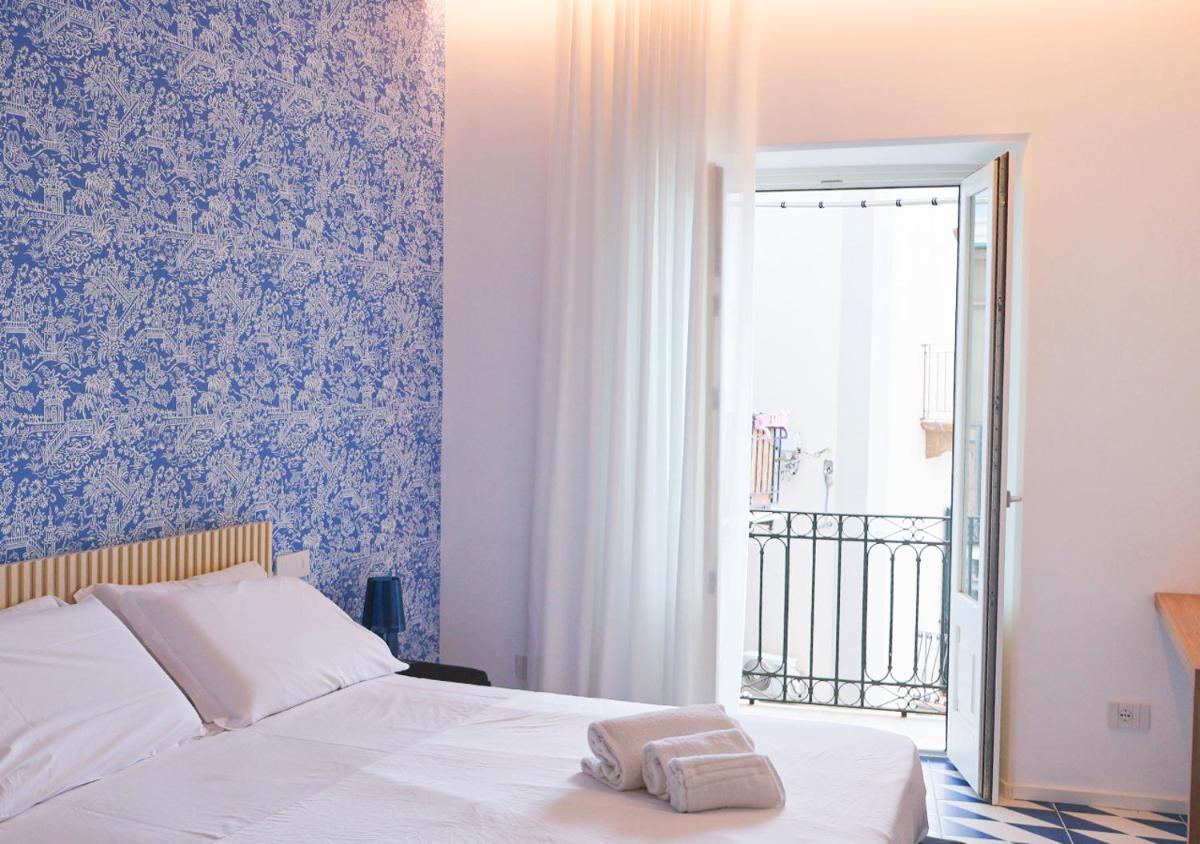 Marina Palace Apartments & Terrace