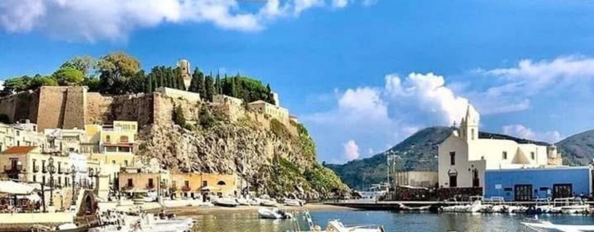 Marina Palace Apartments & Terrace