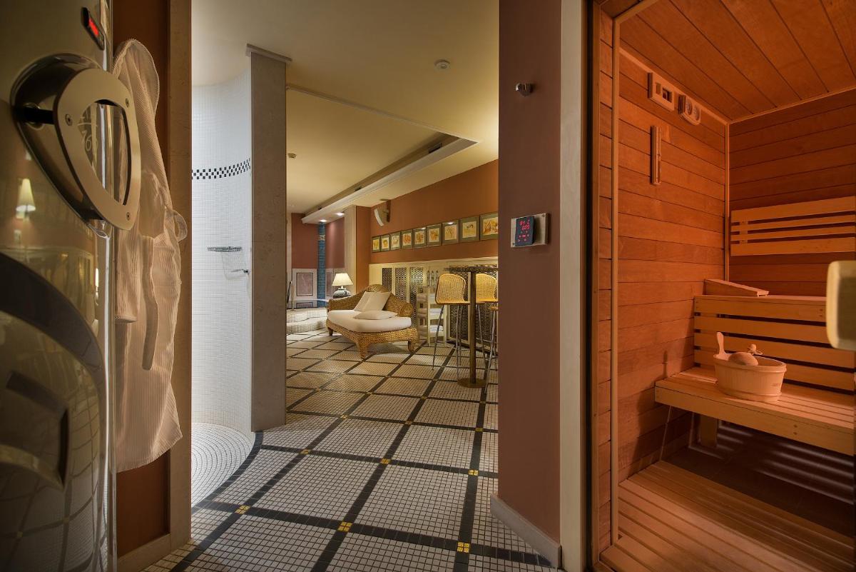 Marrol's Boutique Hotel